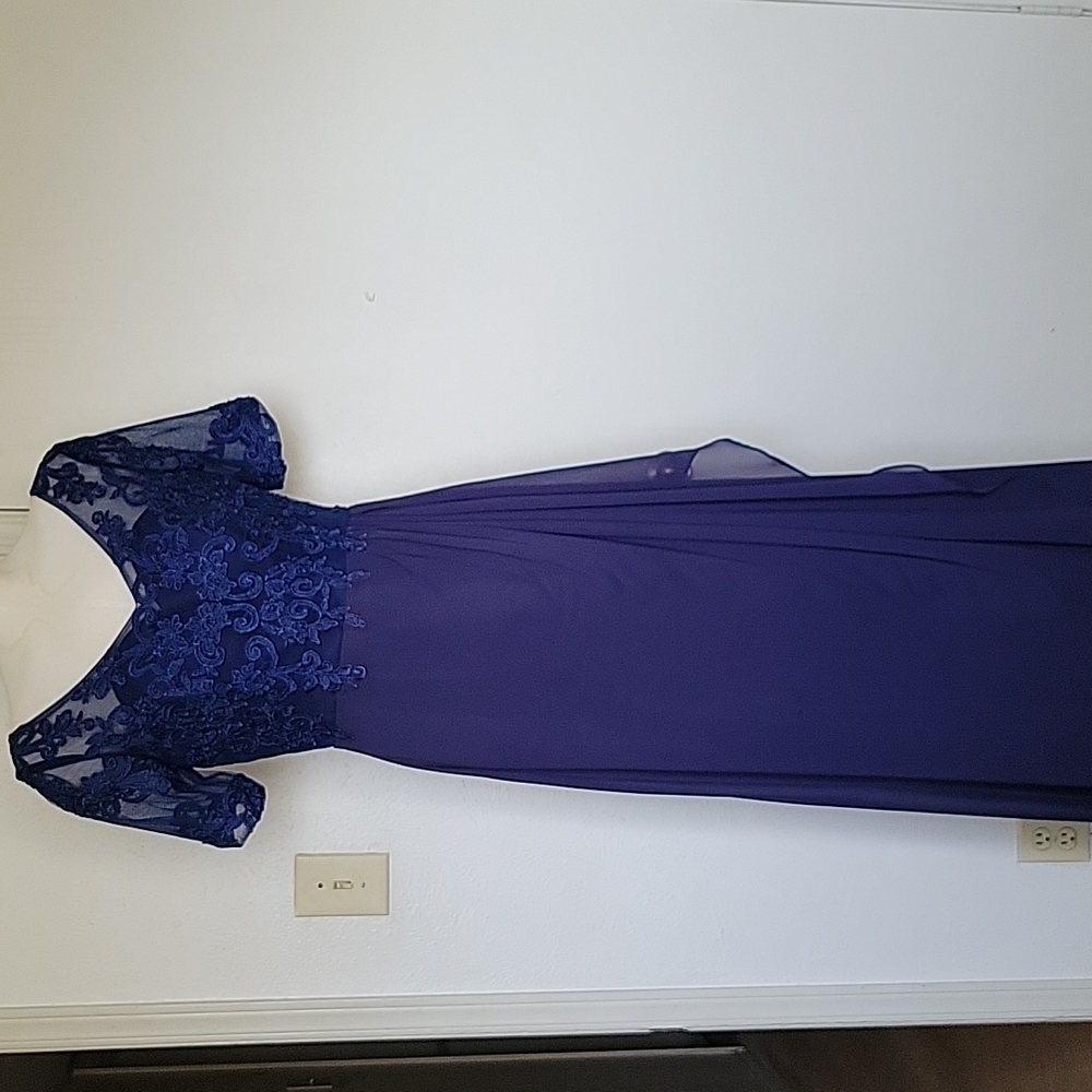 Beautiful Navy Blue Mother of the Bride or Mother of the Groom dress gown